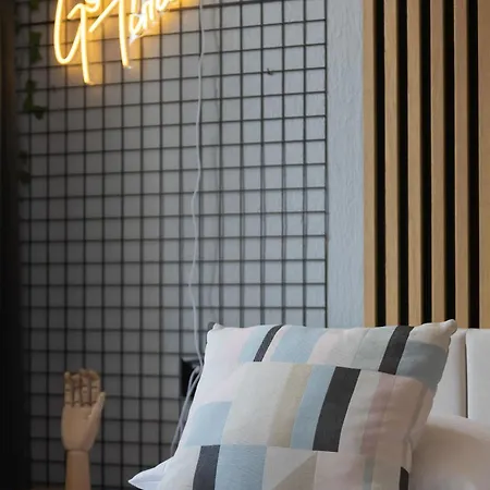 Tasteful In By Renters * وارسو