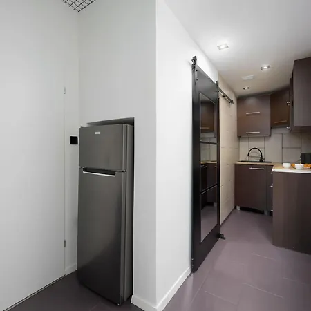 Tasteful In By Renters وارسو