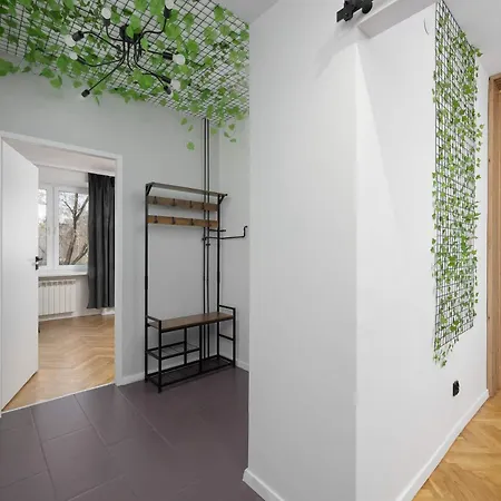 Tasteful In By Renters شقة