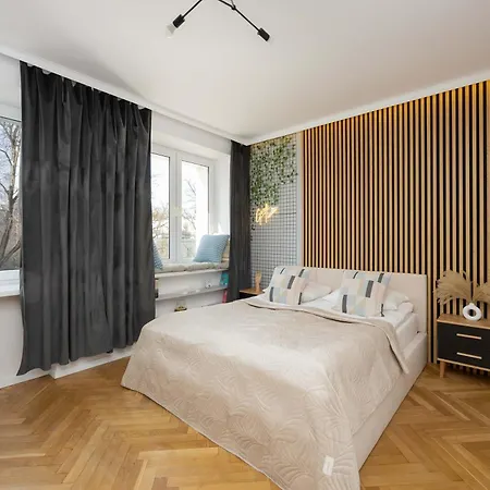 Tasteful In By Renters شقة وارسو